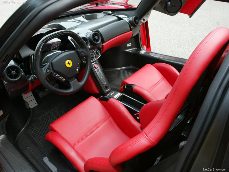 Ferrari-Enzo_2002_800x600_wallpaper_27