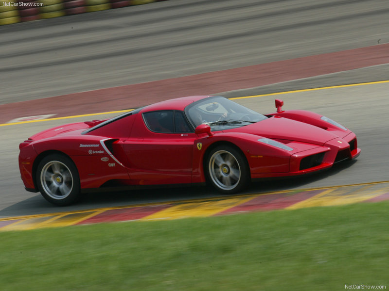 Ferrari-Enzo_2002_800x600_wallpaper_09